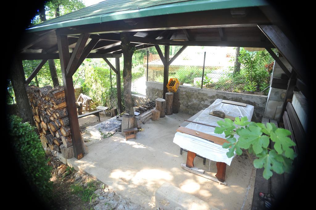 Apartments Viktorija Omišalj Rom bilde